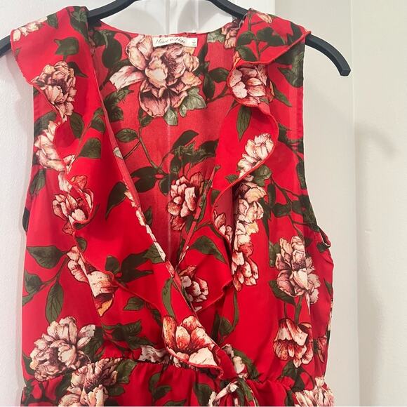Heart & Hips Red Floral Print Ruffle Trim Sleeveless Wrap Blouse - Picture 3 of 8